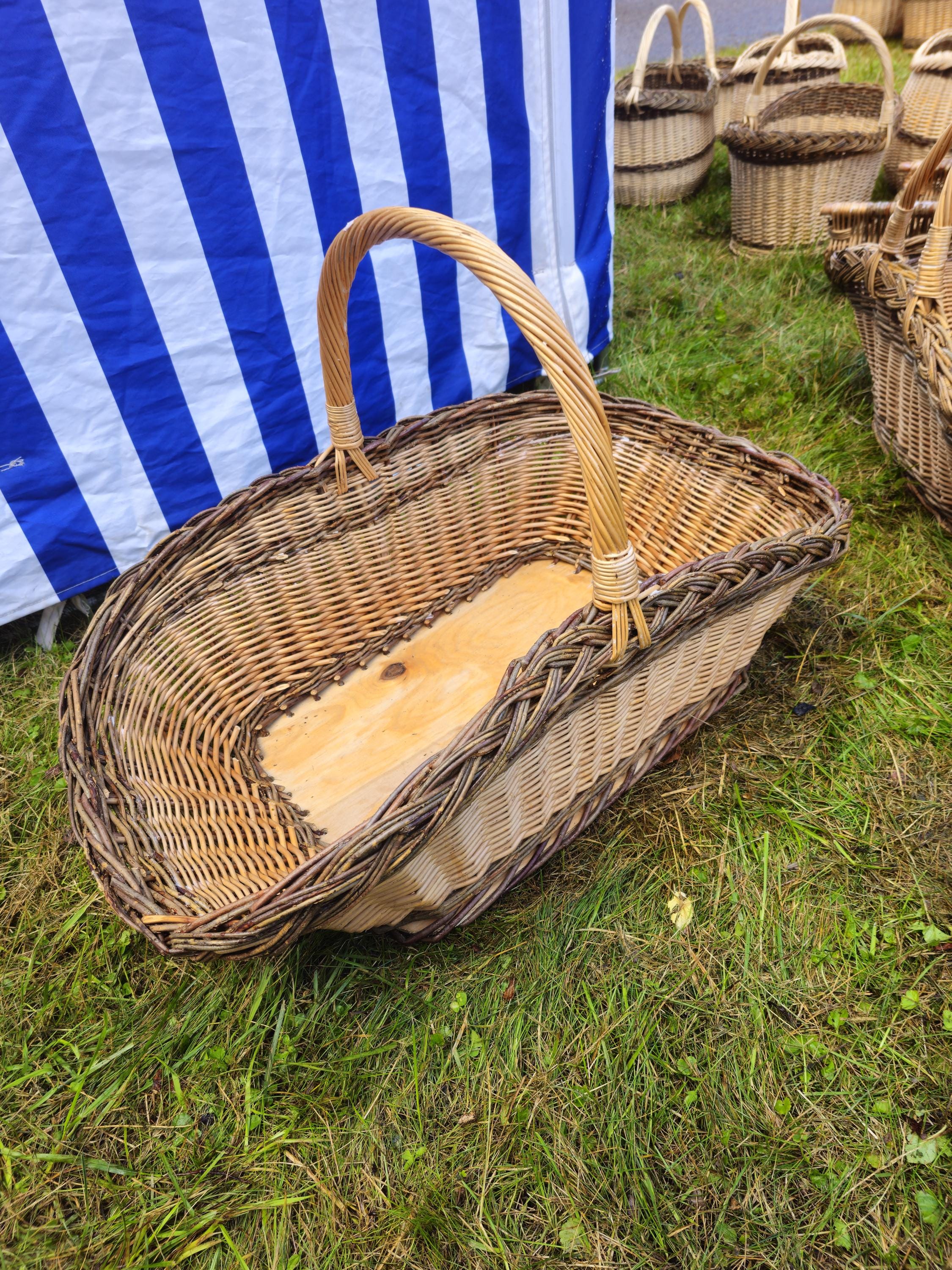Wicker Gathering Basket with Wooden Base โ Extra Large Handwoven Willow Basket