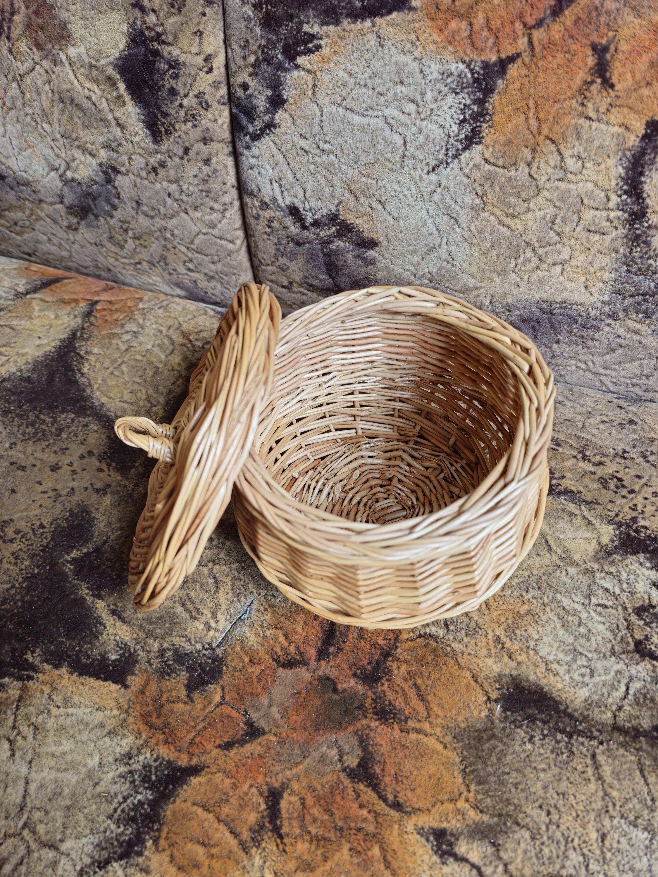 Handwoven Willow Basket Jar with Lid