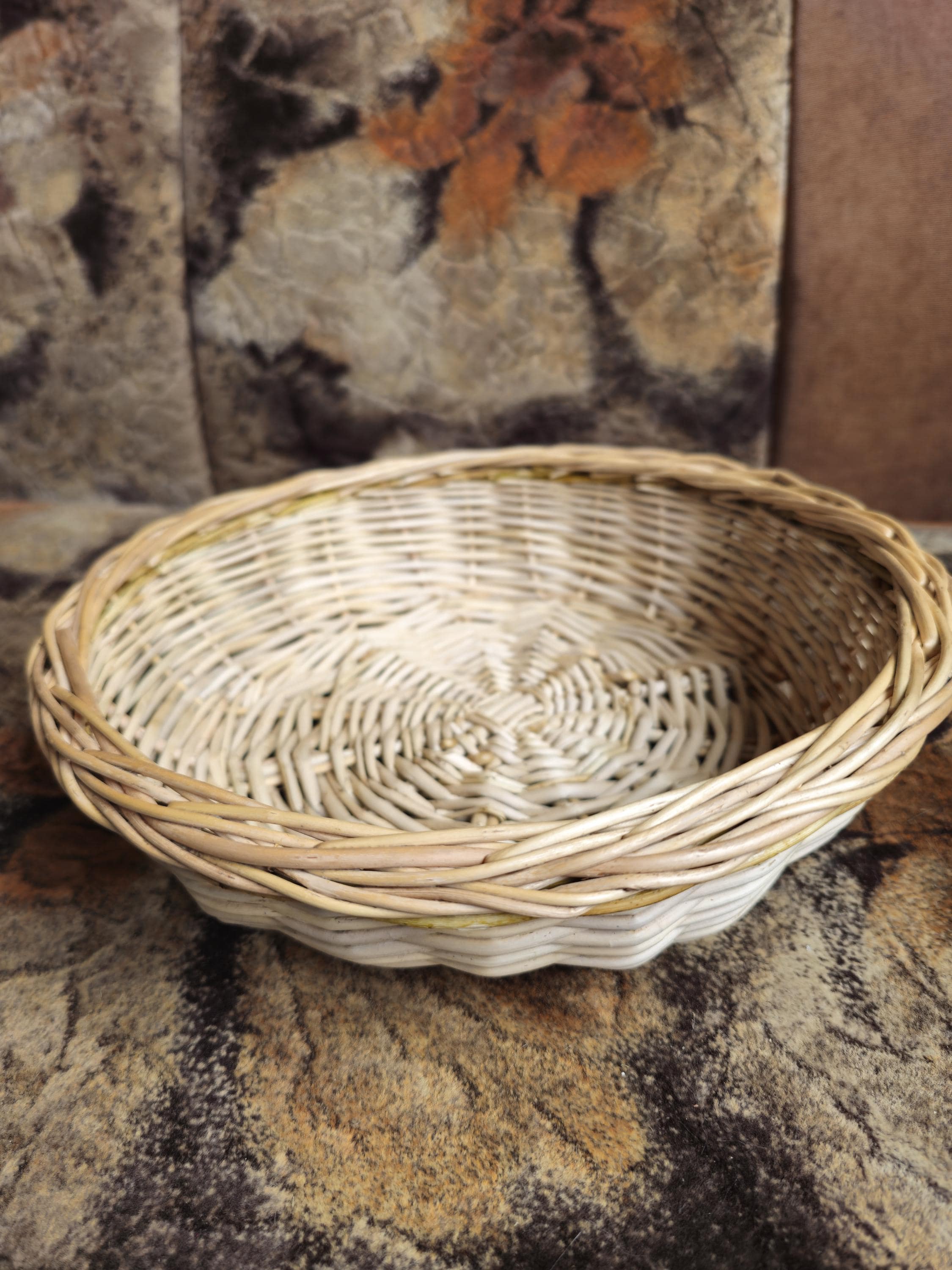 Rustic Bread Wicker Plate