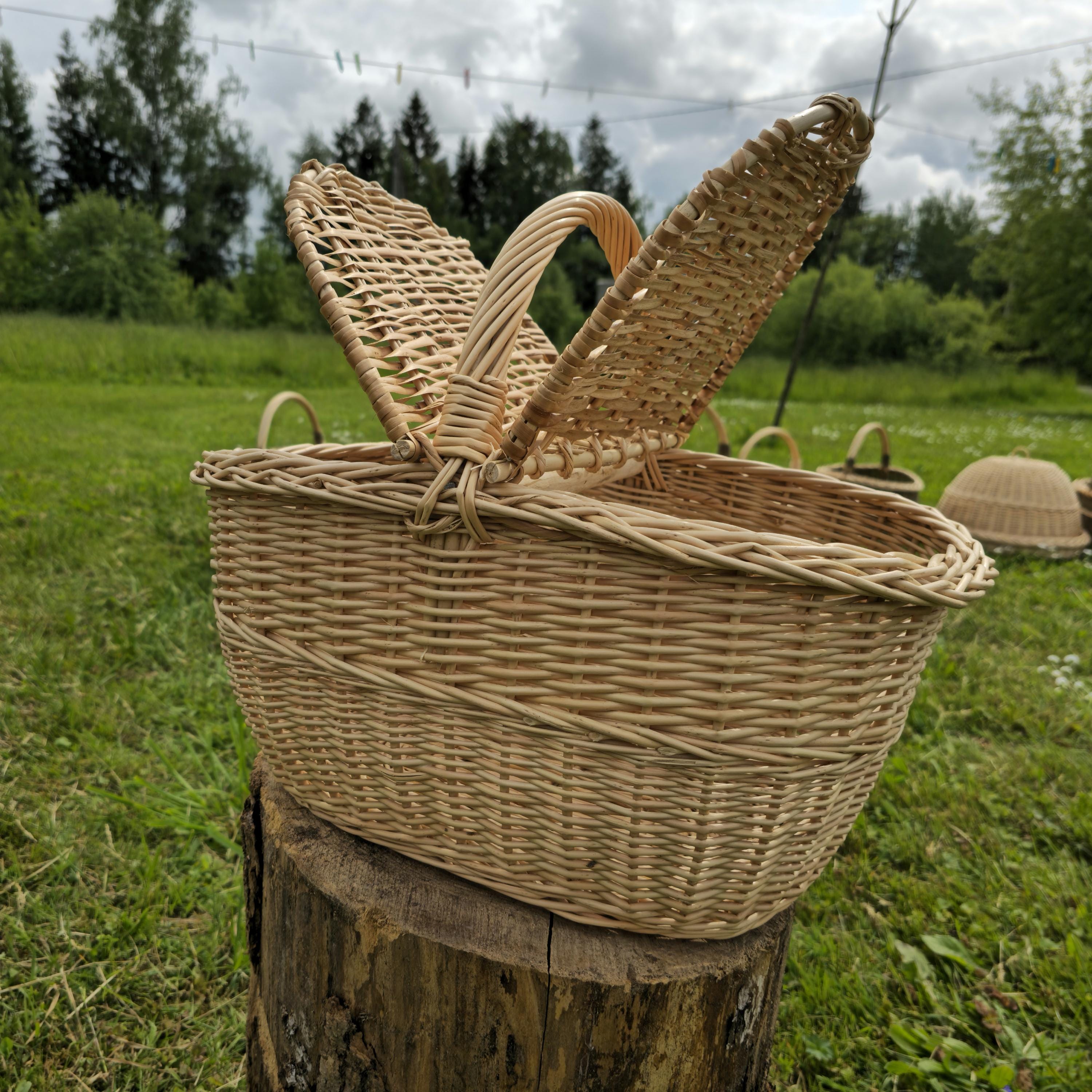 Large Wicker Picnic Basket