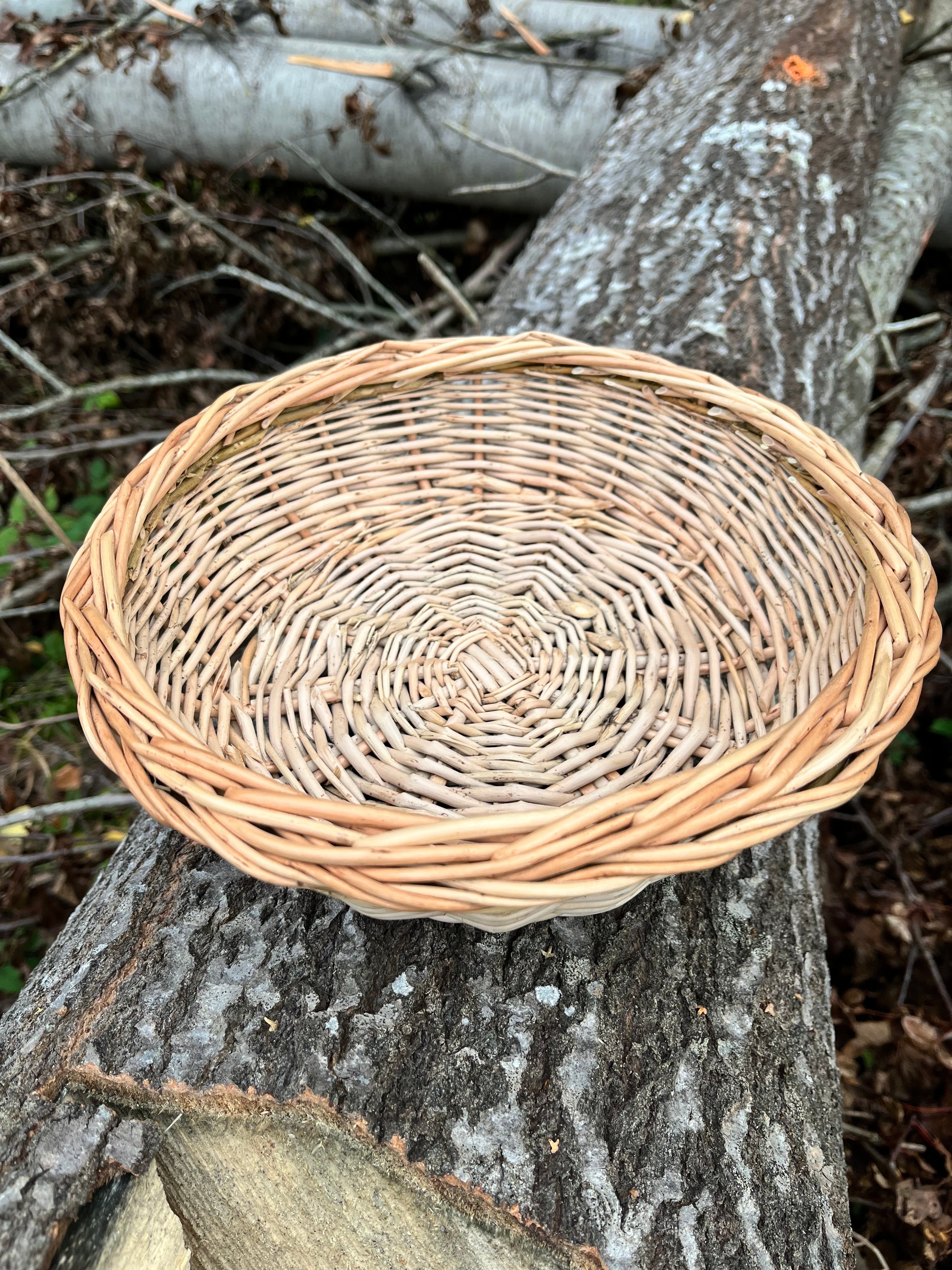 Rustic Bread Wicker Plate