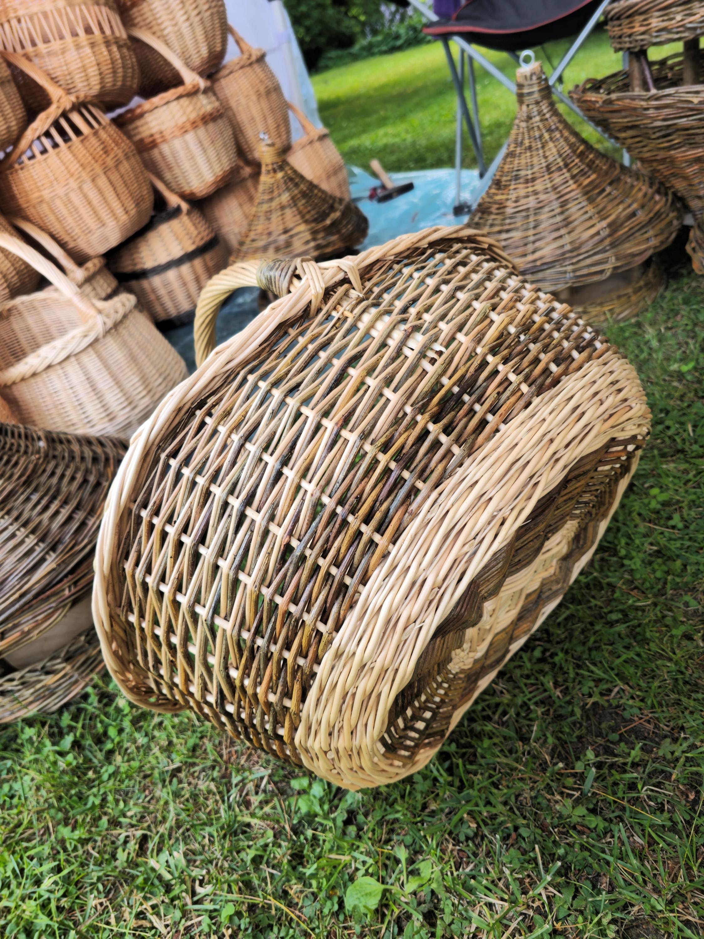 Large Wicker Basket with Sturdy Handle