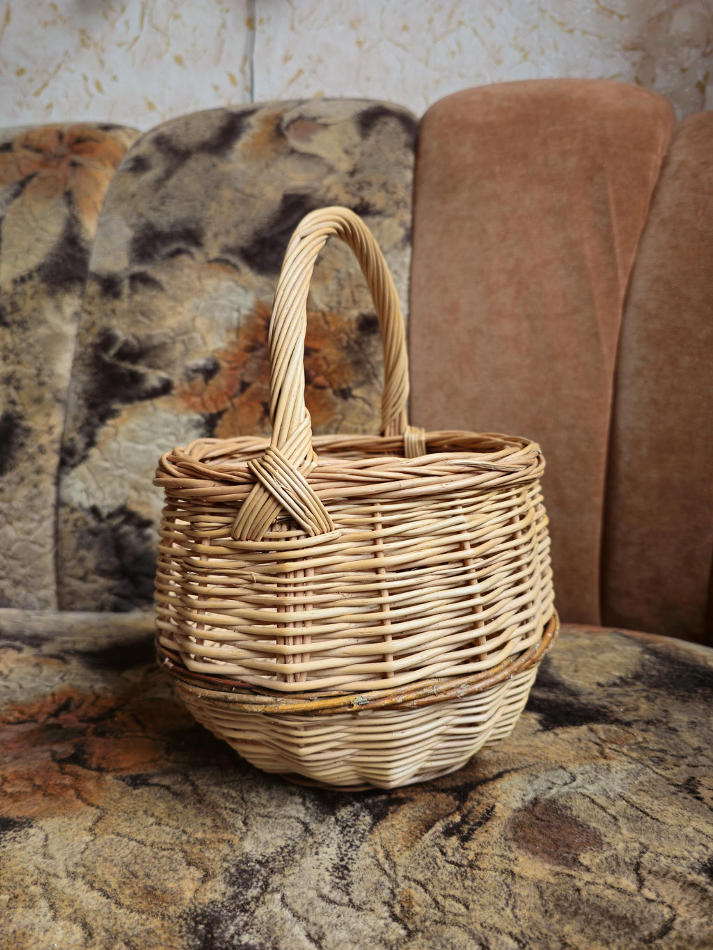 Handwoven Round Wicker Basket with Handle