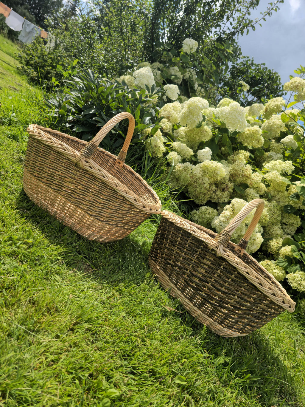 Large Wicker Basket with Sturdy Handle