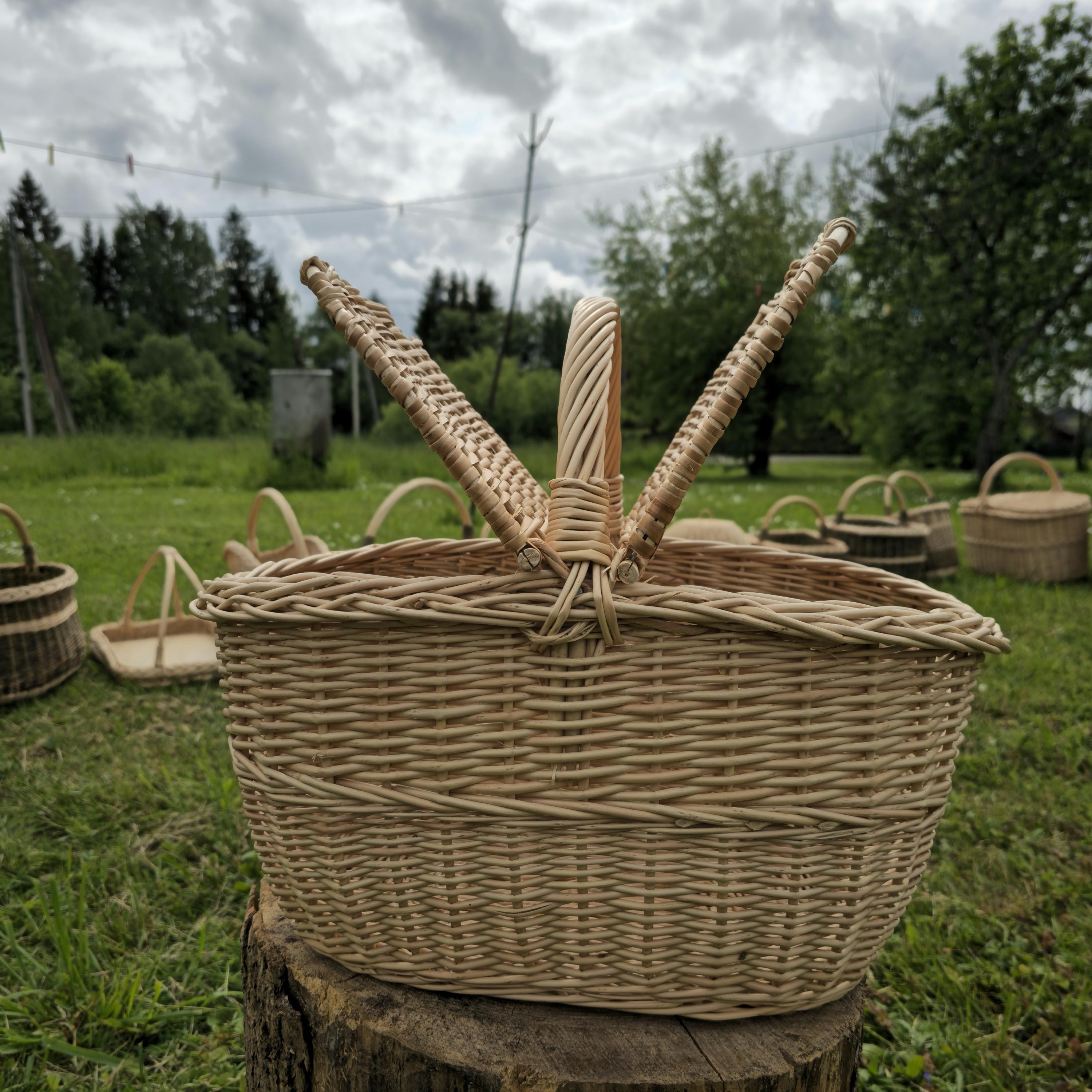 Large Wicker Picnic Basket
