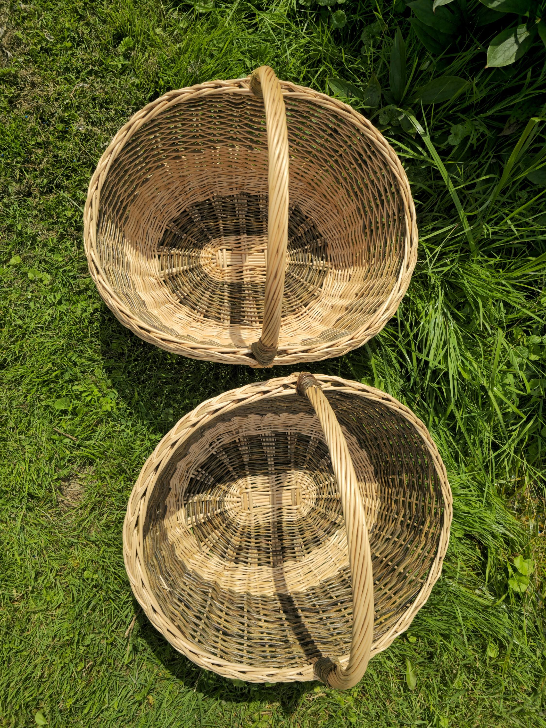 Large Wicker Basket with Sturdy Handle